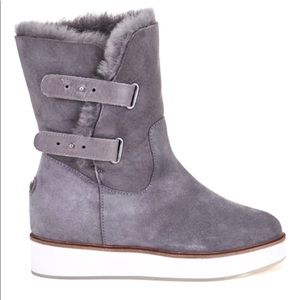 Australia Luxe Collective gray boots